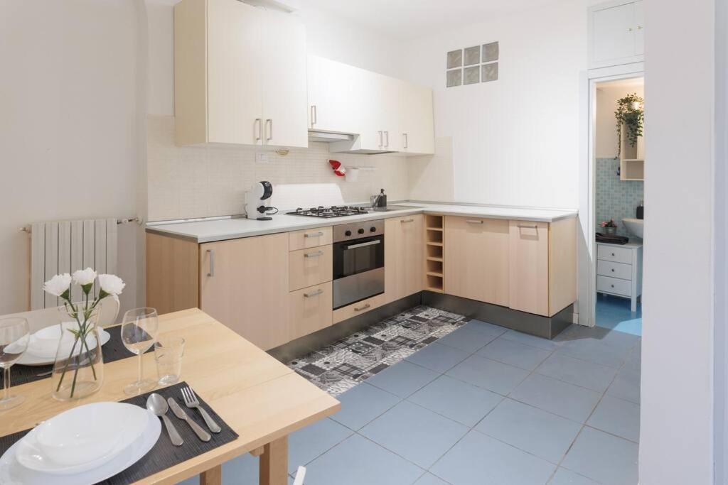 Osimo Nel Cuore Del Centro, Free Wi-Fi E Netflix Appartement Buitenkant foto