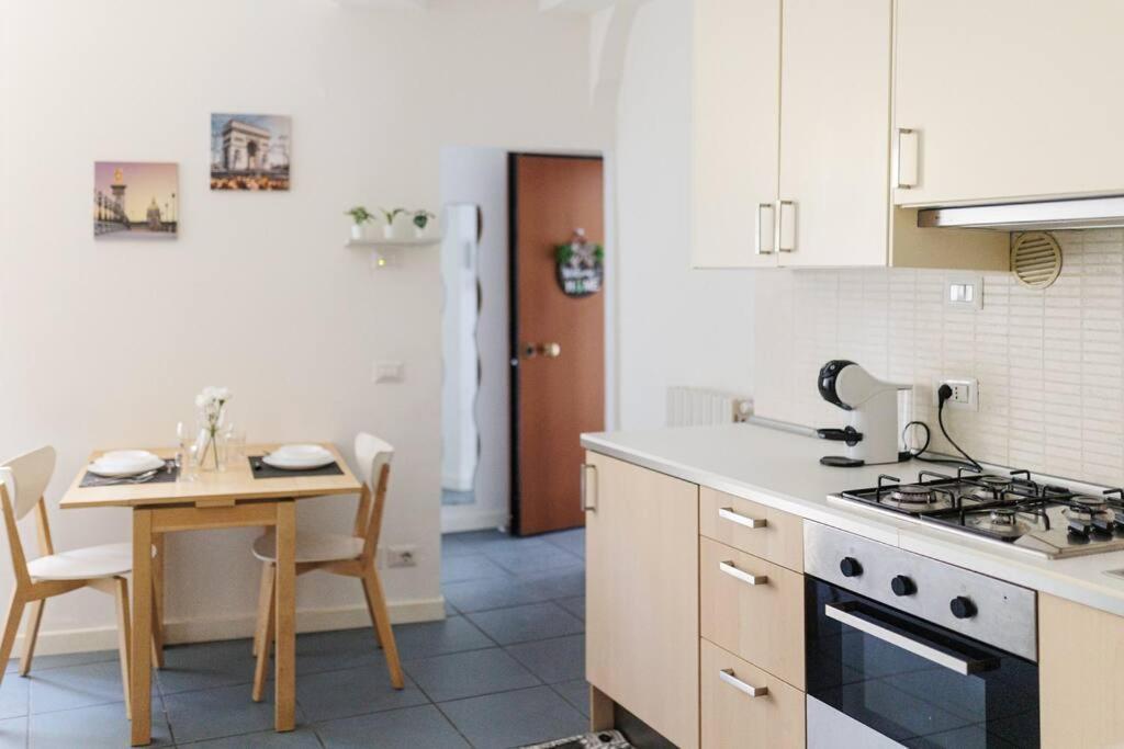 Osimo Nel Cuore Del Centro, Free Wi-Fi E Netflix Appartement Buitenkant foto